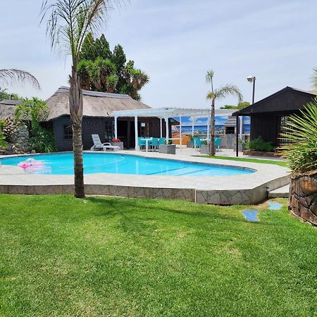 The Guesthouse Vanderbijlpark Exterior foto